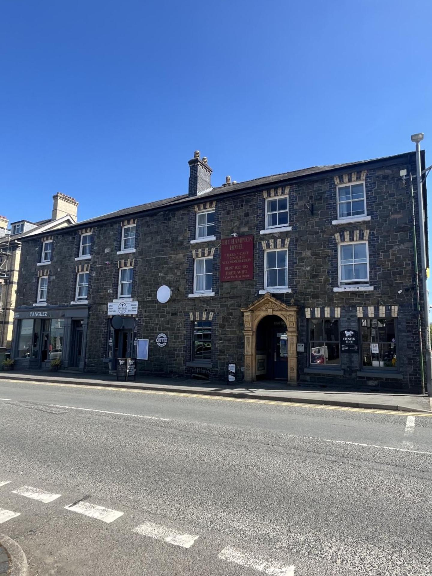 Hampton Hotel & Restaurant Llandrindod Wells Exterior foto